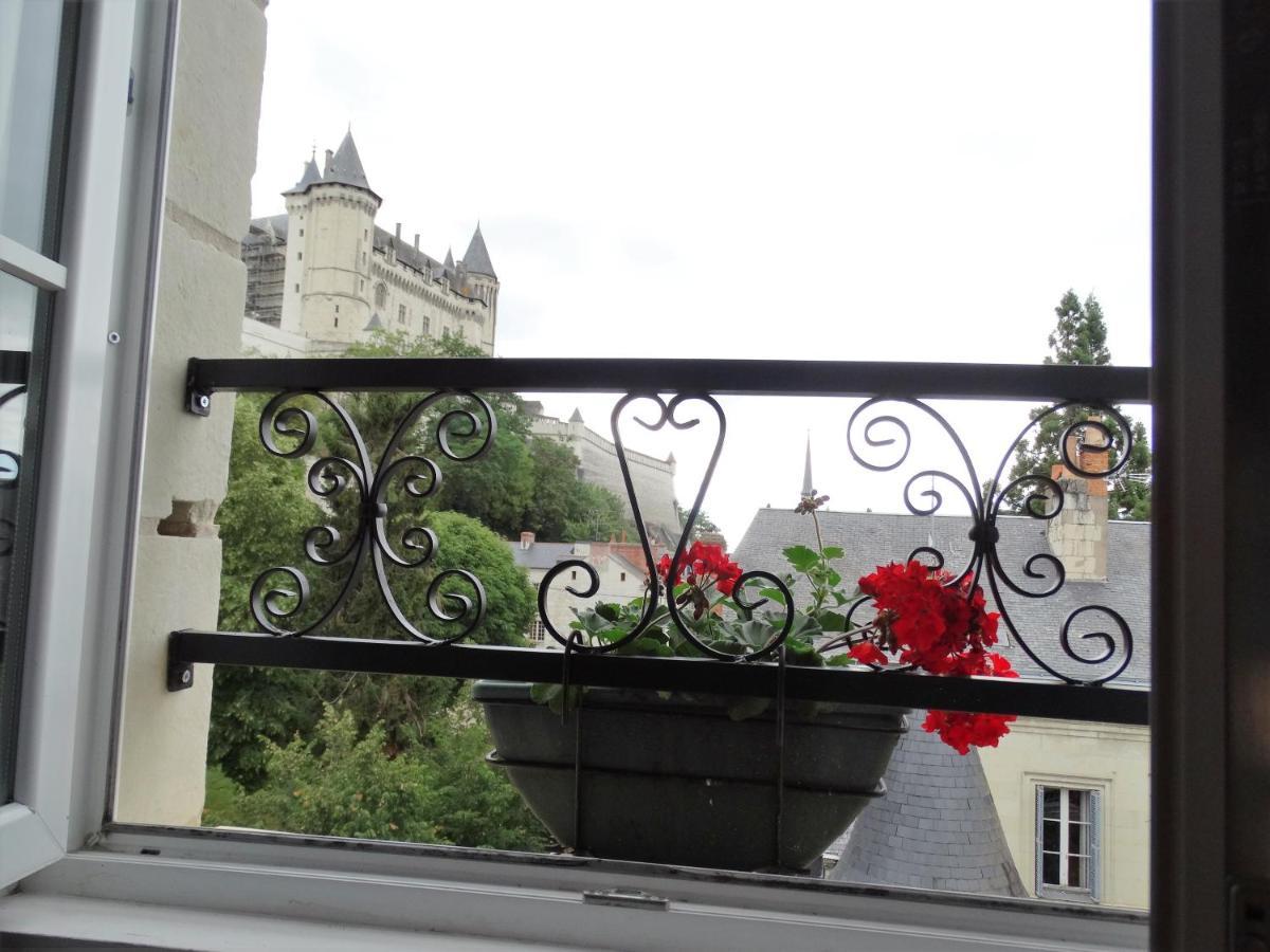 Vue Splendide Sur Chateau Saumur Esterno foto